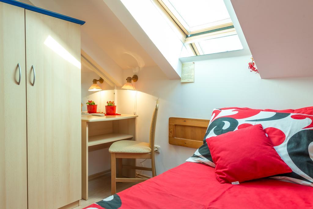 Tomic Apartment